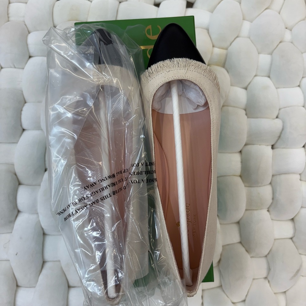 Kate Spade Black and Cream Flats